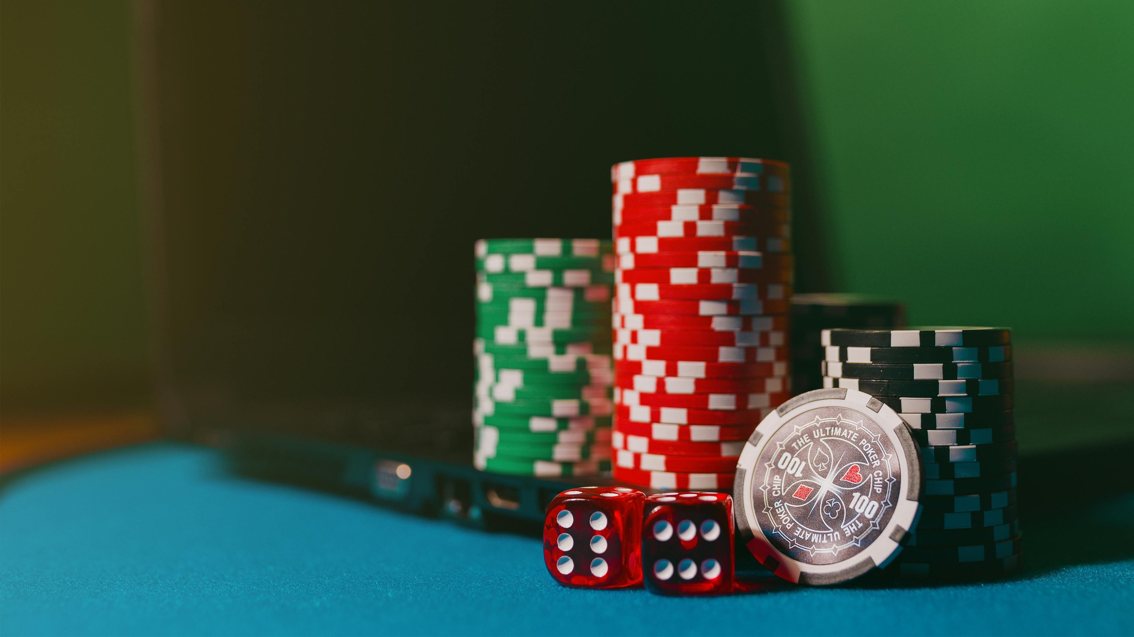 Kartu informasi bonus harian untuk dewasa